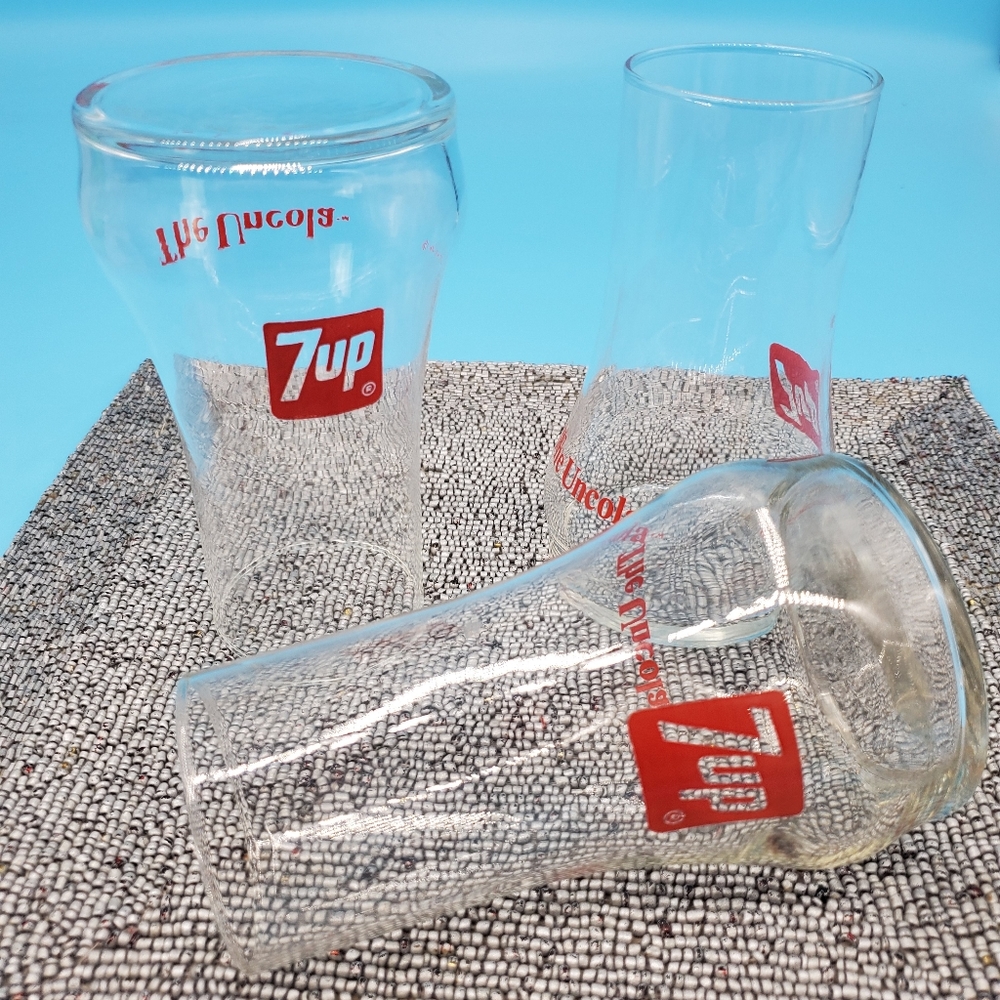 Seven Up 1970 Collectible Glasses 6-inches Tall, set of 3 (C27)